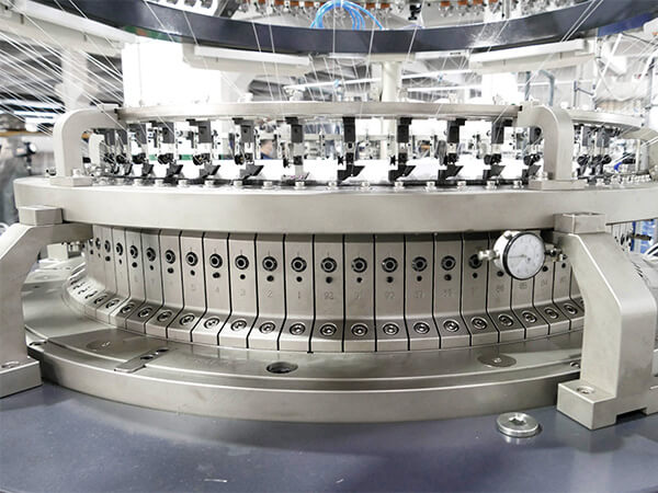 Flexible for knitting various fabrics